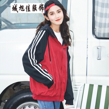 減齡牛仔外套，讓你賺足回頭率！