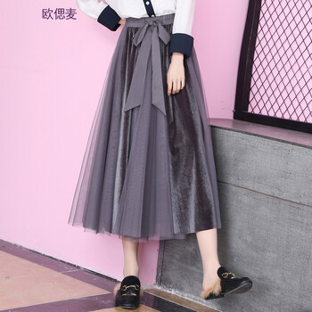 寬松毛呢半身裙，打造優(yōu)雅女人味