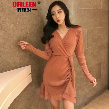 橙紅連衣裙