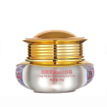 告別油膩，溫和保濕爽膚水來助力