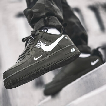 耐克（NIKE）板鞋簡(jiǎn)版OW黑白AJ7747-001 