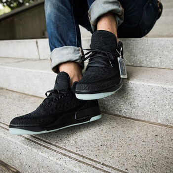 耐克（NIKE）籃球鞋AQ1005-001（限量男） 