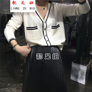 穿搭小心機(jī)，針織連衣裙來(lái)助力