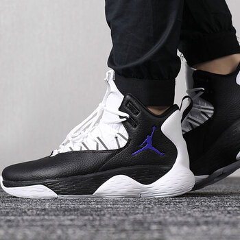 耐克（NIKE）籃球鞋AR0038-051 