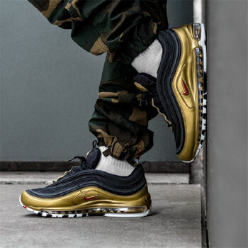 耐克（NIKE）跑步鞋 AT5458-002 黑金 