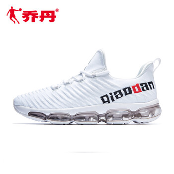 時尚休閑跑鞋，讓你舒適又帥氣