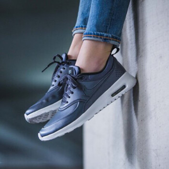 耐克（NIKE）跑步鞋861674-002 36