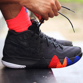 耐克（NIKE）籃球鞋煤黑943807-011 42