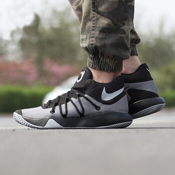 耐克（NIKE）籃球鞋灰色921540-010 42