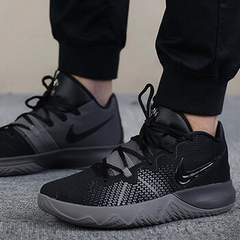 耐克（NIKE）籃球鞋AJ1935-011 42