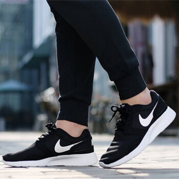 耐克（NIKE）跑步鞋654845-012 