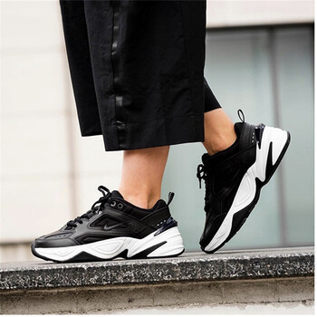 耐克（NIKE）跑步鞋 AO3108-003 黑白  