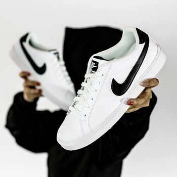 耐克（NIKE）跑步鞋574236-100 40