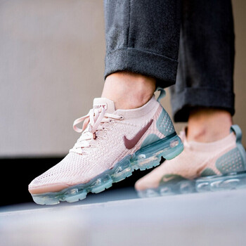 耐克（NIKE）跑步鞋942843-203淺棕色/云母綠 35.5