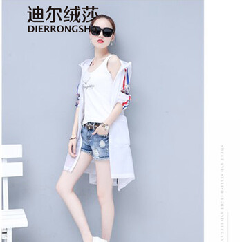 休閑連帽夾克，打造青春少女風(fēng)