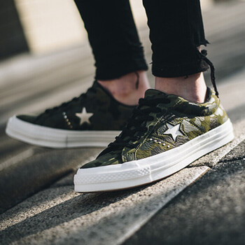 匡威（Converse）板鞋159703C 