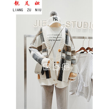 穿搭小心機(jī)，針織連衣裙來(lái)助力