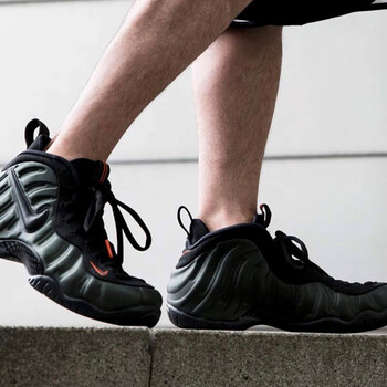 耐克（NIKE）籃球鞋624041-304  軍綠泡 43