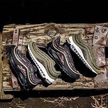 NIKE跑步鞋AQ4132-001 40