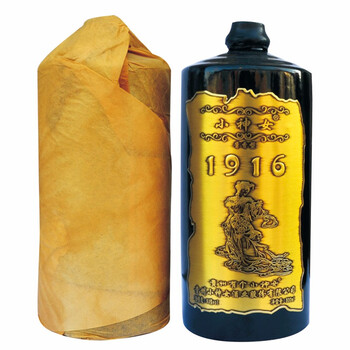 醇香白酒，老友聚會(huì)的好幫手