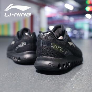 李寧（LI-NING）跑步鞋標準黑 42