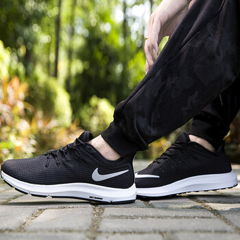 耐克（NIKE）跑步鞋AA7403-001/減震 41