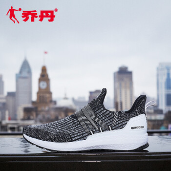 系帶休閑跑鞋，讓你的運動歐巴