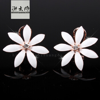 大雛菊花朵耳環(huán)