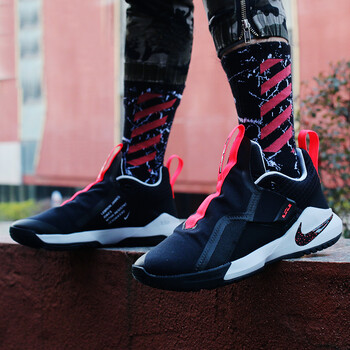 耐克（NIKE）籃球鞋AO2920-001 41