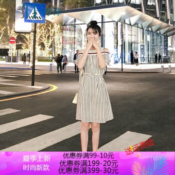 圓領連衣裙，打造都市女神的氣質