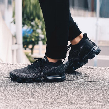 耐克（NIKE）跑步鞋942842-012  深黑 36