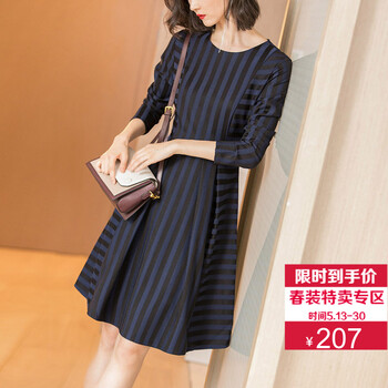 時(shí)尚連衣裙，打造浪漫氣質(zhì)女人味