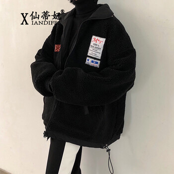 時(shí)尚短外套，微胖妹子的顯瘦之選