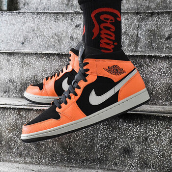 耐克（NIKE）籃球鞋黑+橙554724-062 