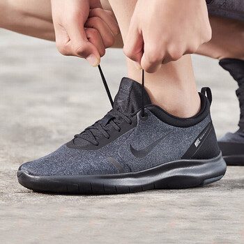 耐克（NIKE）跑步鞋白相片藍(lán)灰812654-100 42.5