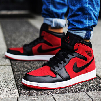 耐克（NIKE）籃球鞋紅黑554724-610 