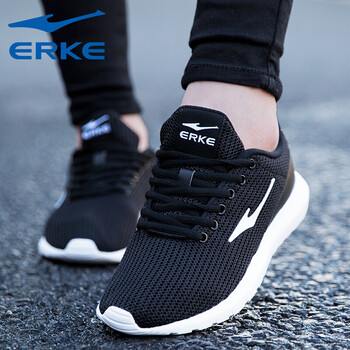 ERKE泡沫跑步鞋