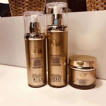 滋潤(rùn)保濕噴霧，讓肌膚水嫩如新生
