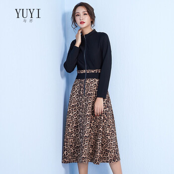 與亦（YUYI） 豹紋 拼接，撞色，拉鏈，褶皺 連衣裙