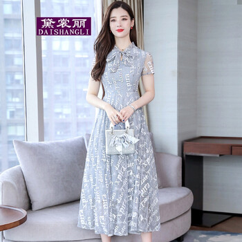 百搭小白裙，打造你的美生活