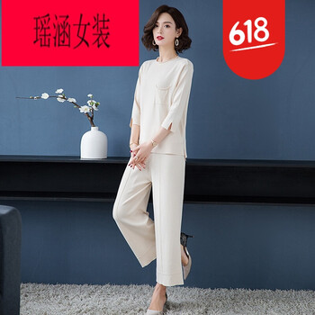 純色短款袖，讓你告別臃腫尷尬