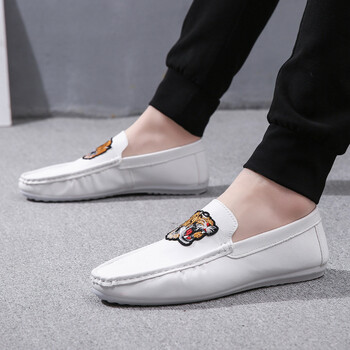 森馬（senma）男士A86白色(老虎) 39