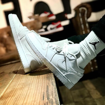 耐克（NIKE）籃球鞋553558-112 低幫 43