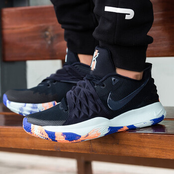 耐克（NIKE）籃球鞋2018年冬季新款A(yù)O8980-402 