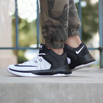 耐克（NIKE）籃球鞋921692-100/黑白實戰(zhàn) 43