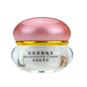 思妍白里透紅