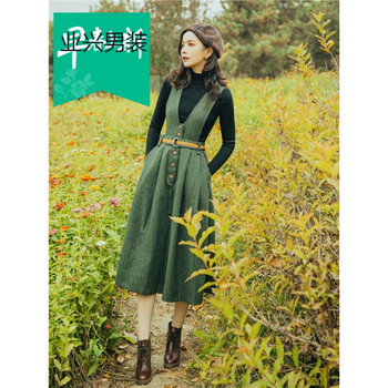 一字肩連衣裙，打造優(yōu)雅小臉