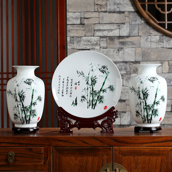 三聯(lián)花瓶，讓你的家煥然一新