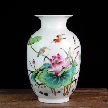 荷花陶瓷花瓶