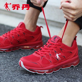 喬丹跑步鞋新喬丹紅/銀色 39，40，41，42